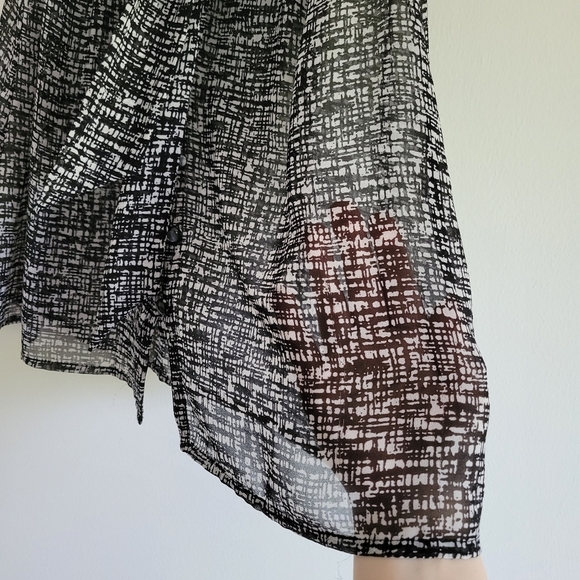 Banana Republic Sleeveless Ruffle Front Tie Sheer Blouse‎ Top M - Picture 6 of 8